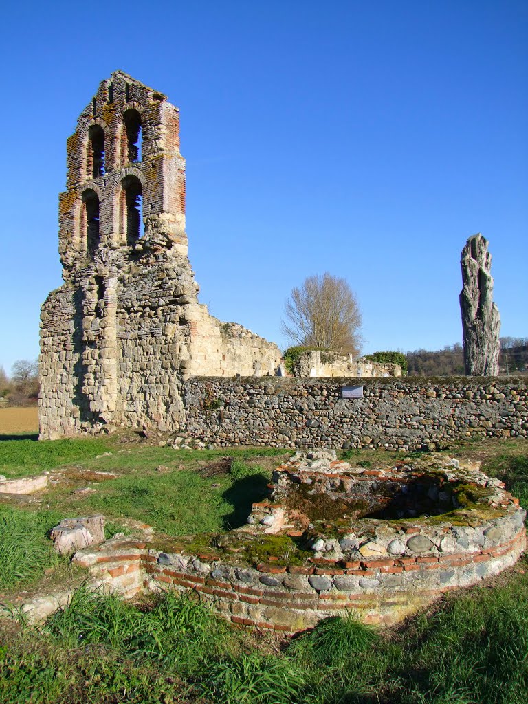 Ruines d’une église avec clocher, Office de Tourisme Cœur de Garonne