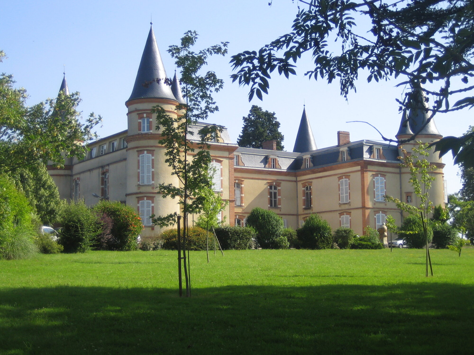 Château à tourelles de l’Office de Tourisme Cœur de Garonne