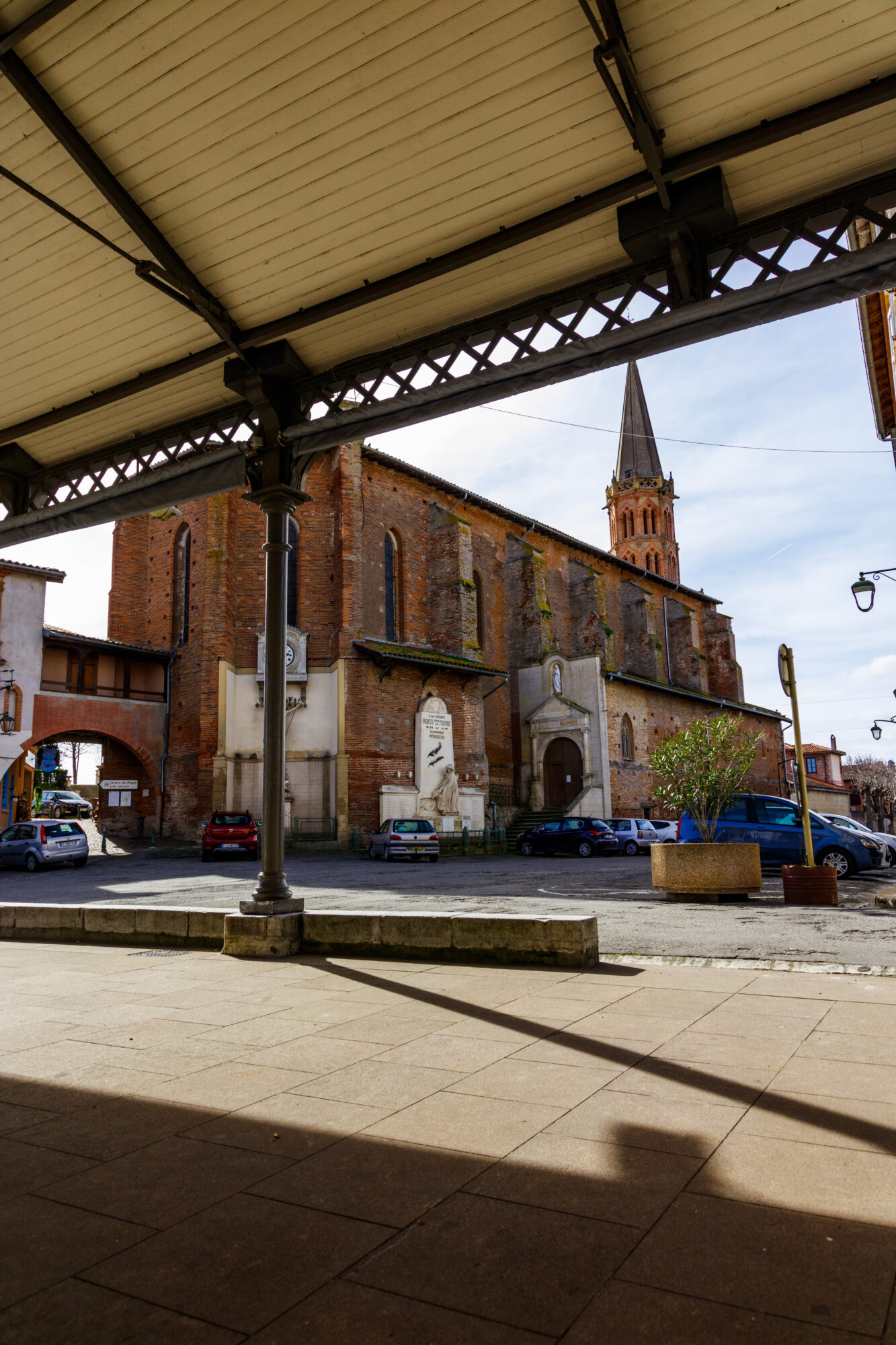 Église en brique et clocher, Office de Tourisme Cœur de Garonne
