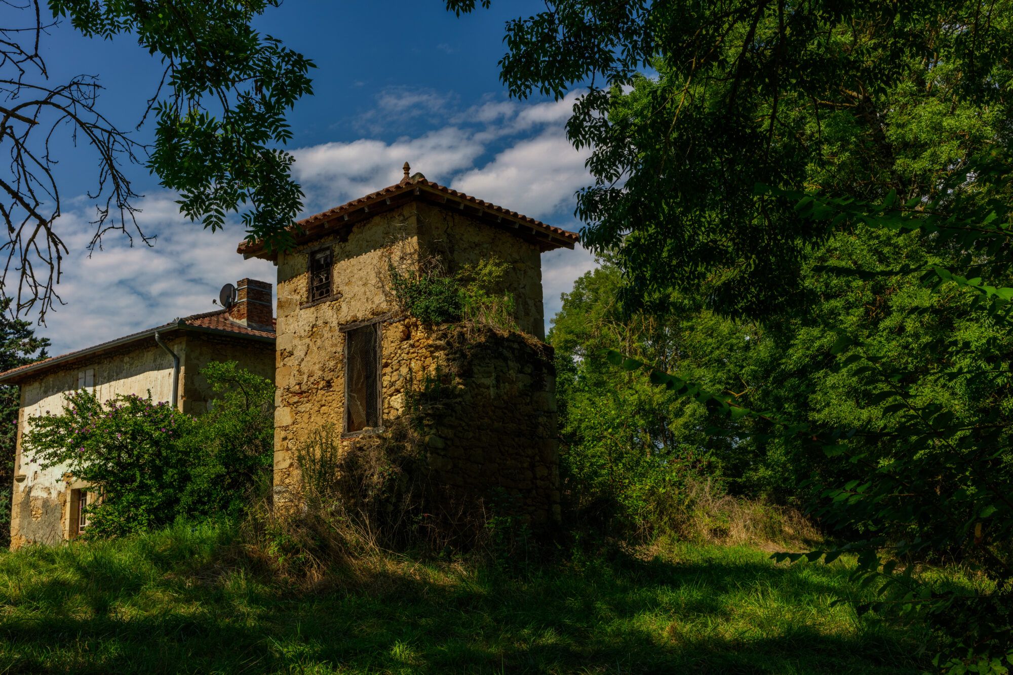 Ancienne bâtisse en pierre au cœur de la nature, Cœur de Garonne
