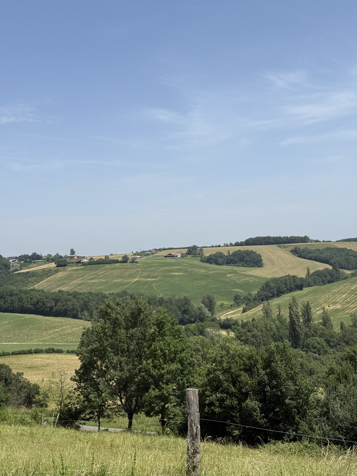 Paysage vallonné de champs et bois, Office de Tourisme Cœur de Garonne
