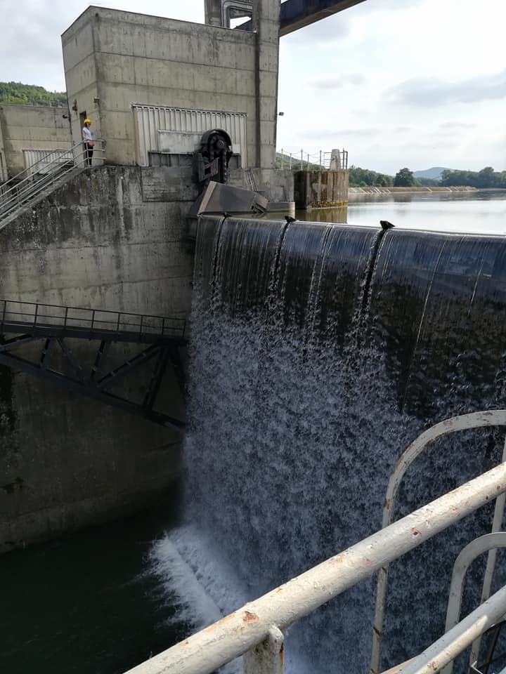 Barrage avec chute d’eau vu de près, Office de Tourisme Cœur de Garonne