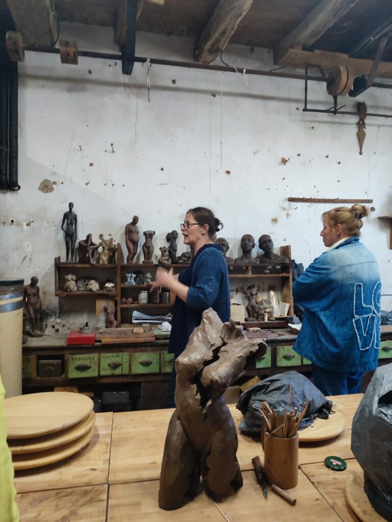 Visite d’un atelier de sculpture avec œuvres exposées, Cœur de Garonne