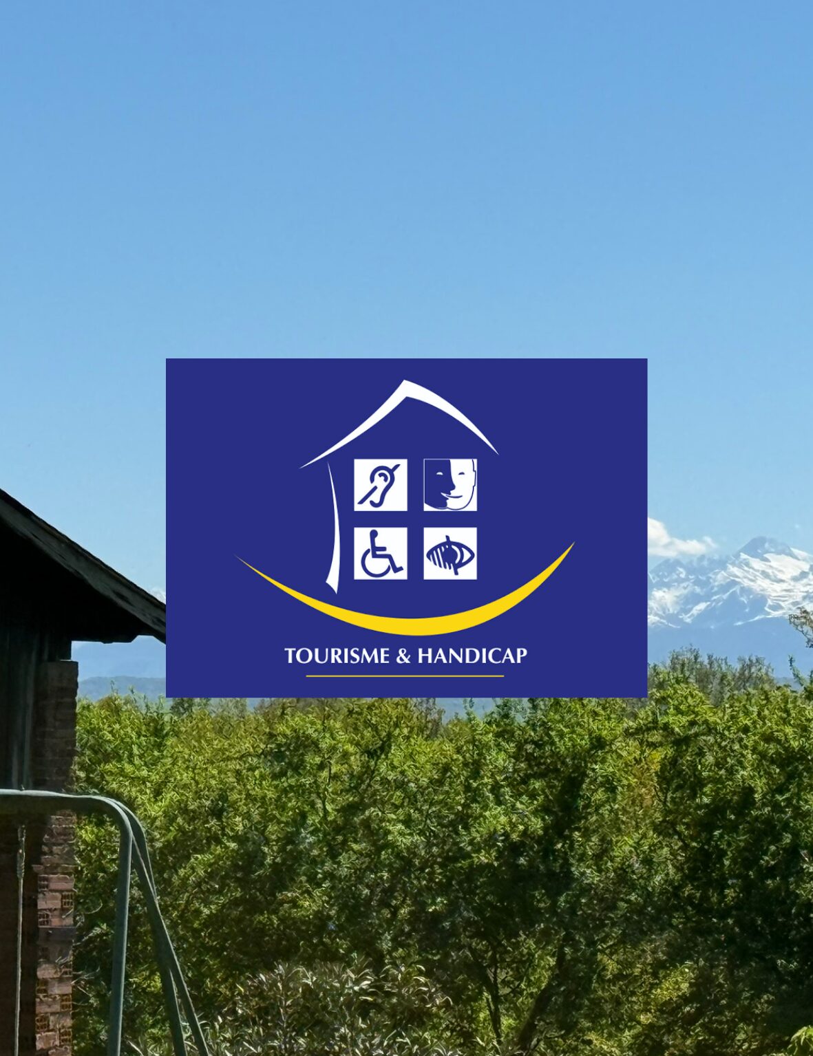 Label Tourisme & Handicap avec pictogrammes d’accessibilité