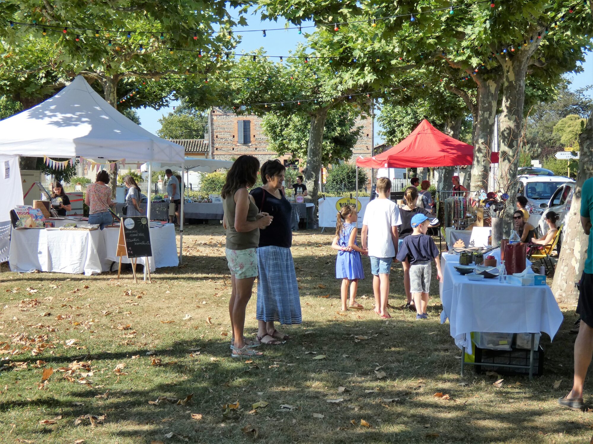 Marché artisanal en plein air, Office de Tourisme Cœur de Garonne