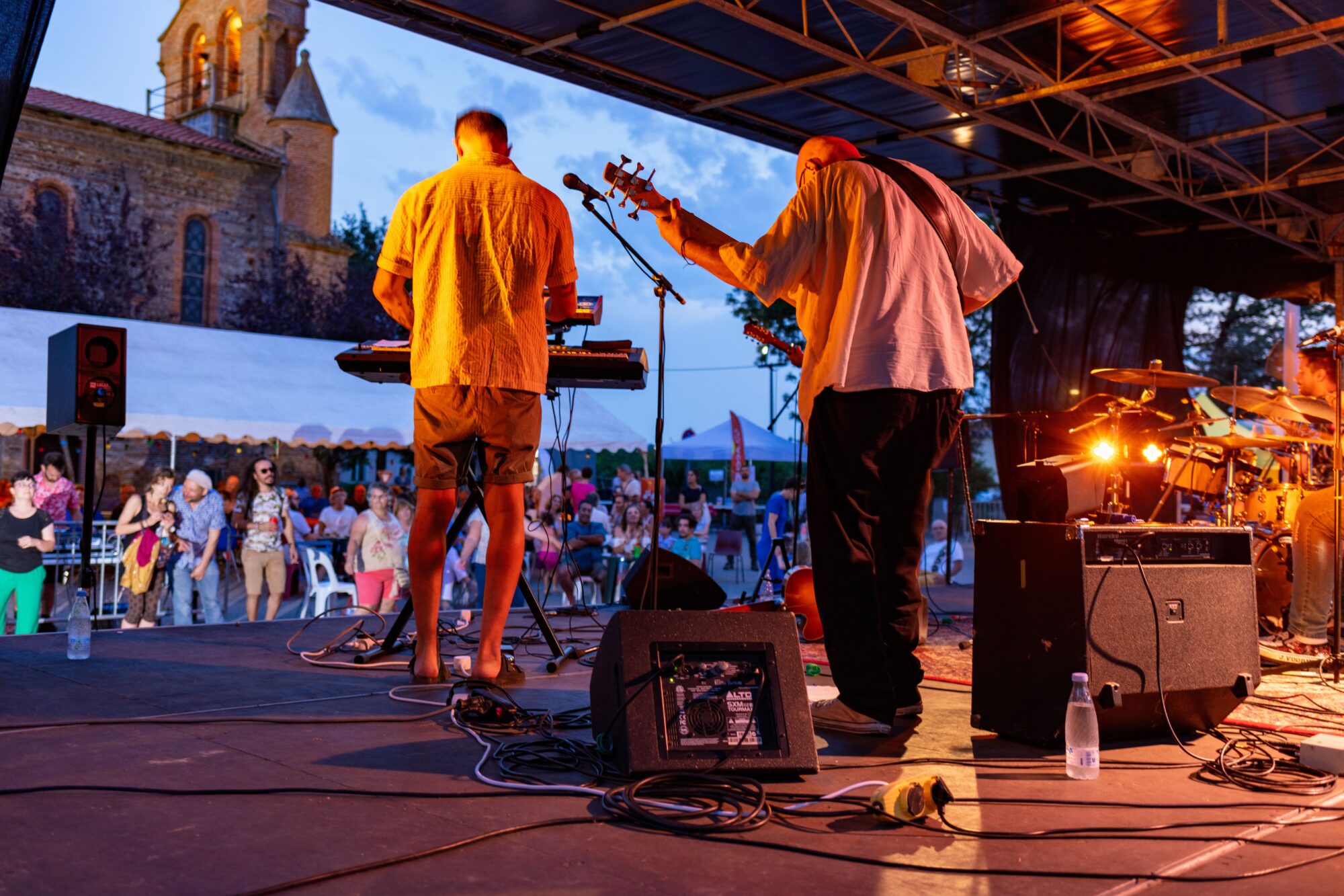 Concert en plein air vu depuis la scène, Office de Tourisme Cœur de Garonne