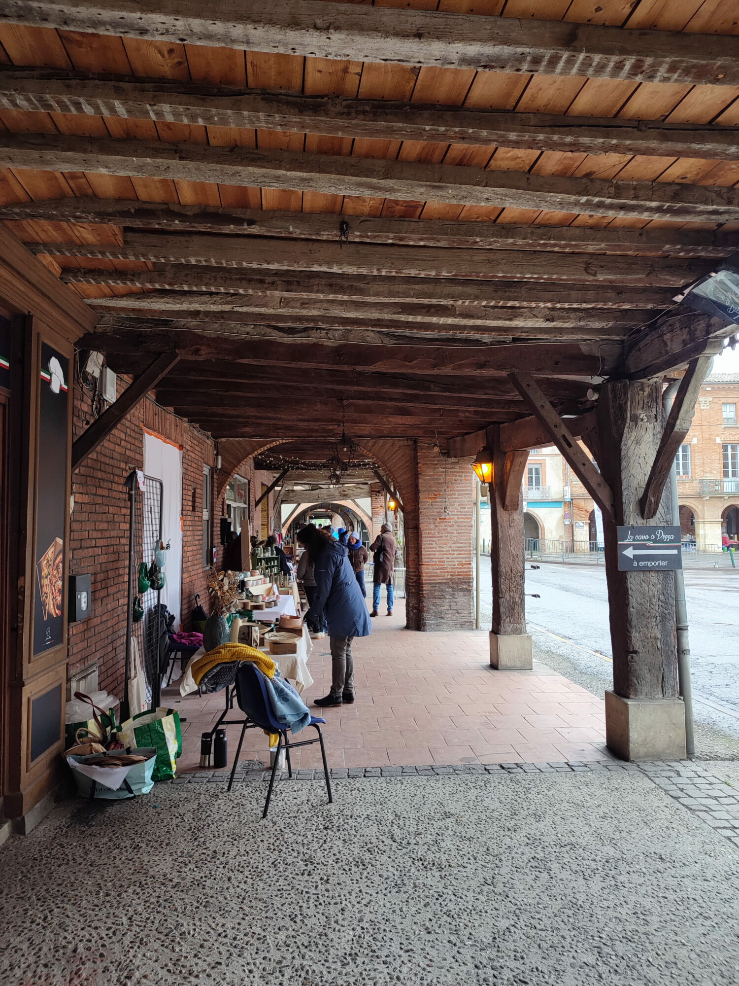 Marché artisanal sous arcades, Office de Tourisme Cœur de Garonne