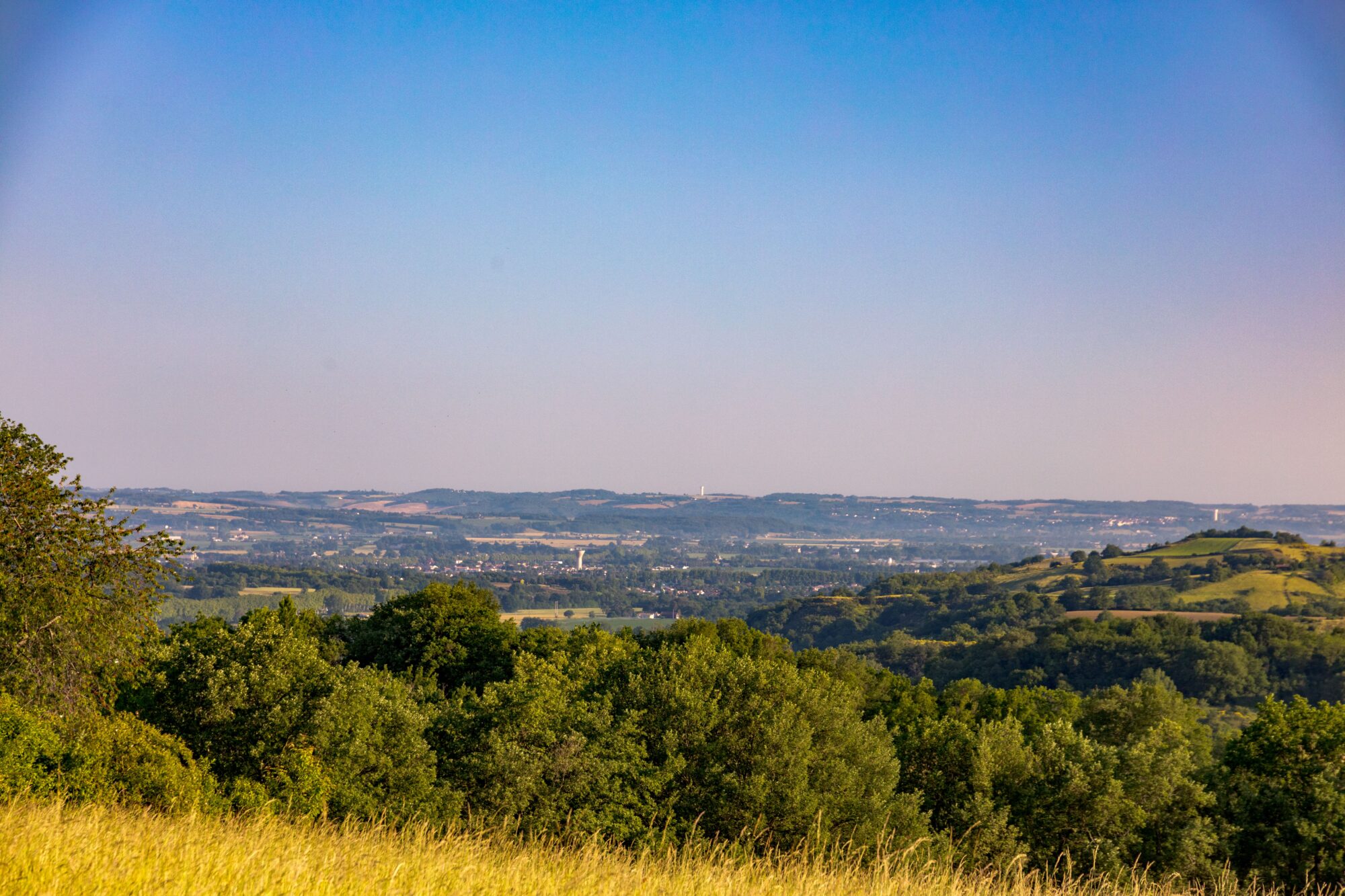 Panorama vallonné du Cœur de Garonne vu depuis les hauteurs