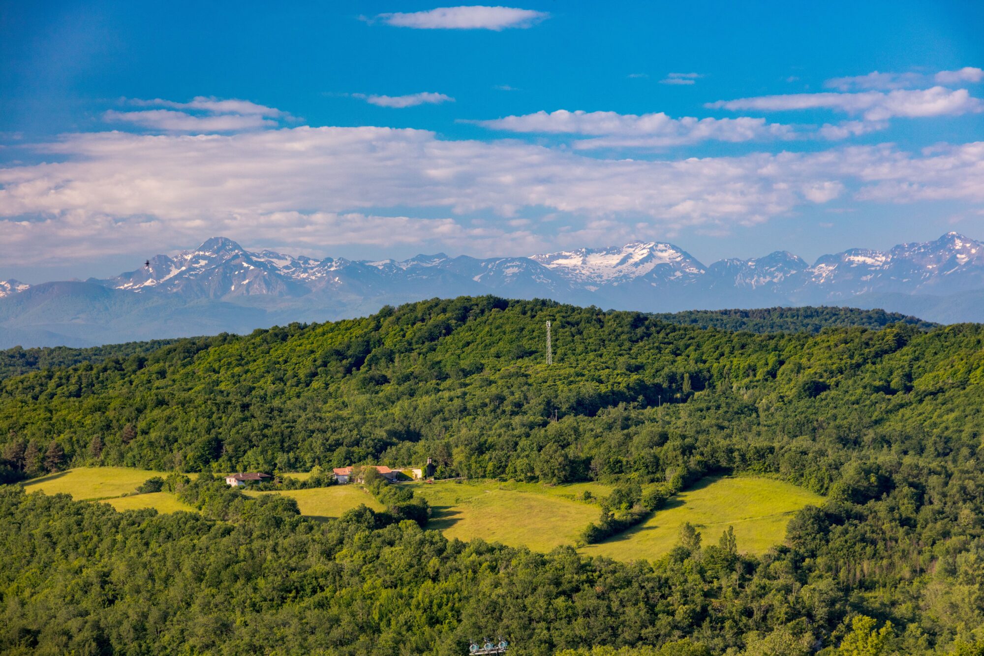 Vue des Pyrénées depuis l’Office de Tourisme Cœur de Garonne