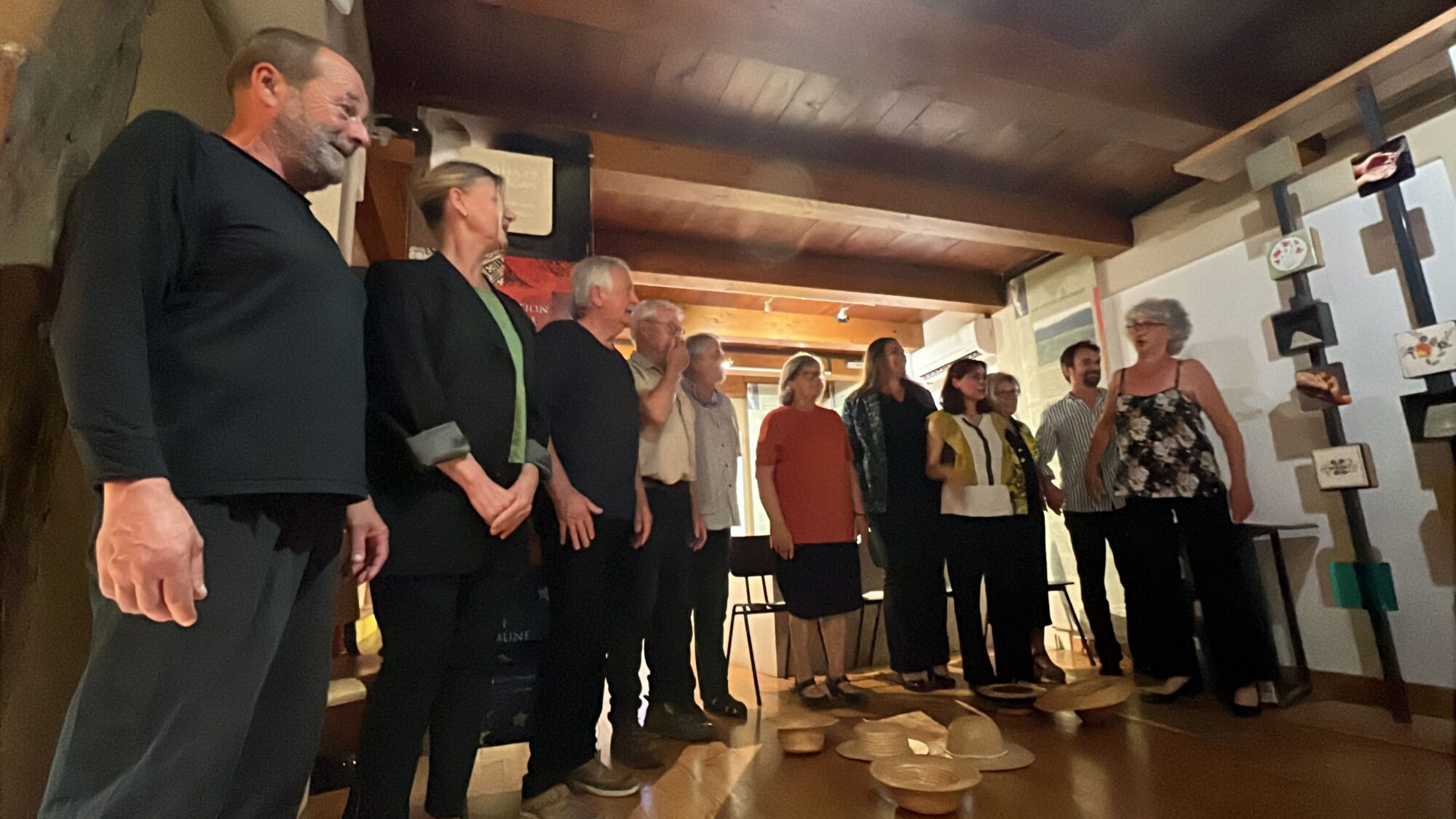 Groupe de visiteurs lors d'une visite guidée Office de Tourisme Cœur de Garonne